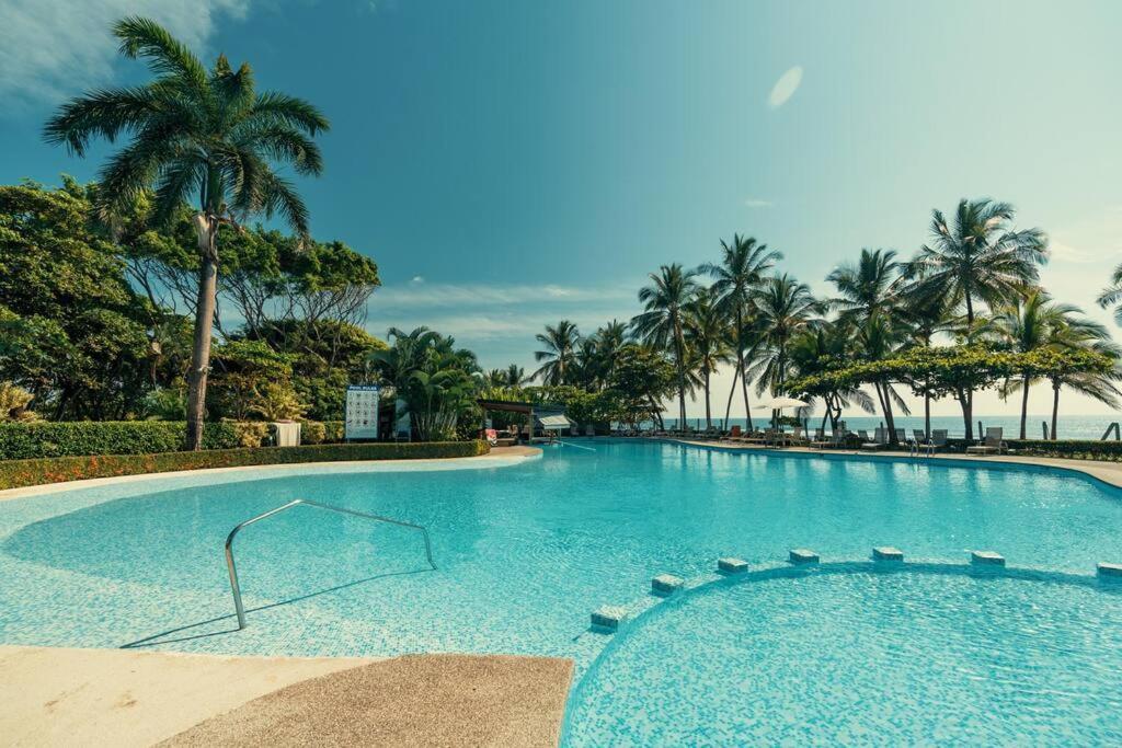 Hermosa Palms Costa Rica: Beachfront Luxury Homes Steps from World Class Surf