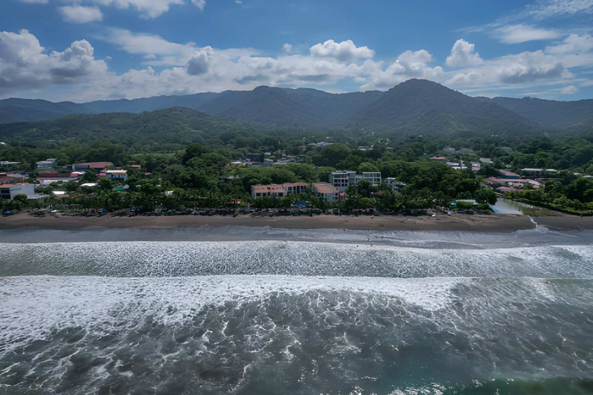 What Is Jaco’s Climate Like Year-Round? A Guide for Foreign Property Buyers